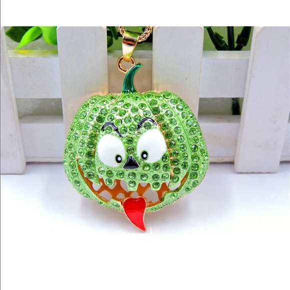 Funny Scary Halloween Green Pumpkin Necklace - Picture 3 of 4